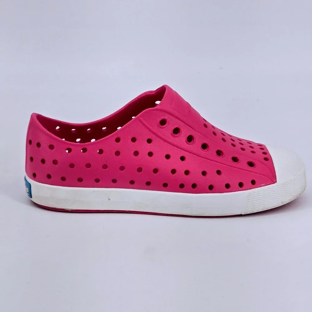 Native Shoes Kids Jefferson Hollywood Pink White Water Friendly Sneakers C12 EUC
